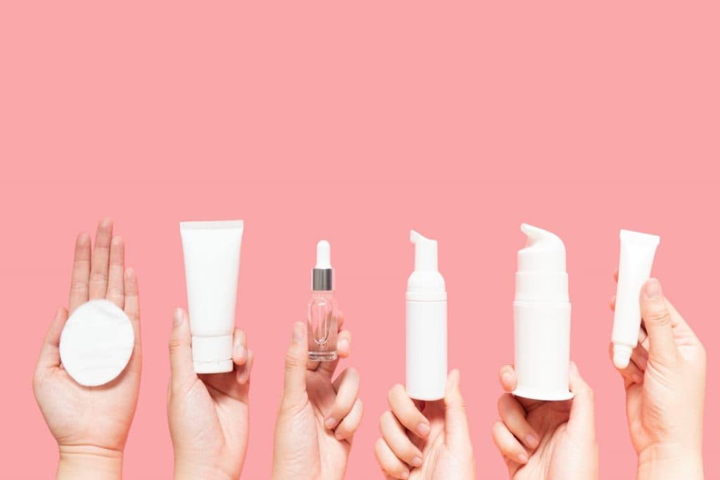Basic Skincare: Apa Saja yang Wajib Dipakai Pemula?