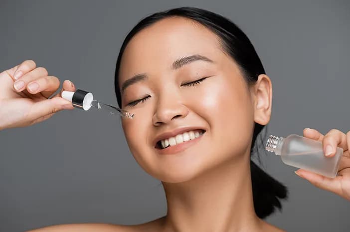 Skincare Vitamin C untuk Mencerahkan Wajah: Kenapa Banyak Digunakan?