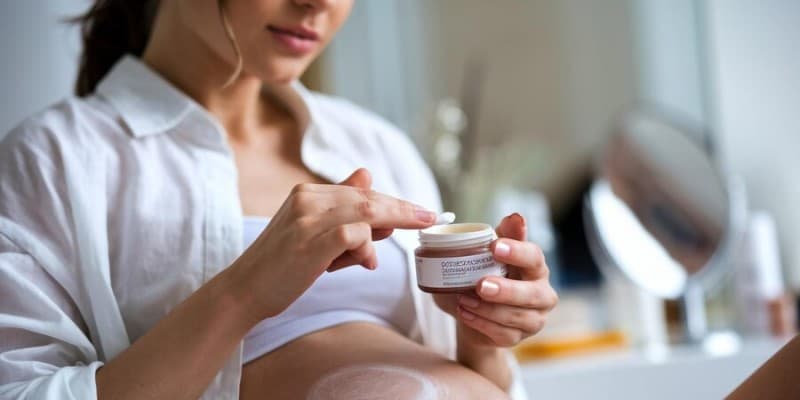 Skincare Aman untuk Ibu Hamil yang Perlu Diketahui
