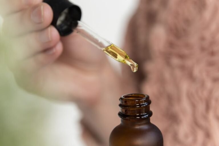 Vitamin C untuk Mencerahkan Kulit: Manfaat dan Cara Pakai